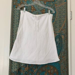 H&M white linen skirt (size 6). Perfect condition!